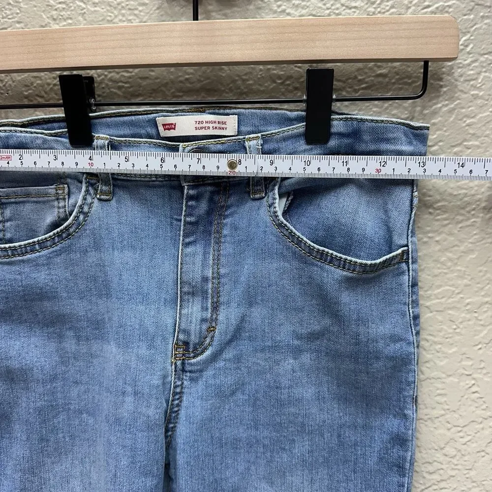 Levis 720 Jeans Size 14 Womens High Rise Super Skinny Medium Wash Blue Denim - Picture 6 of 11